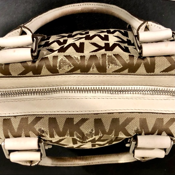 GUC MICHAEL Michael Kors Signature Canvas Satchel - Picture 3 of 15